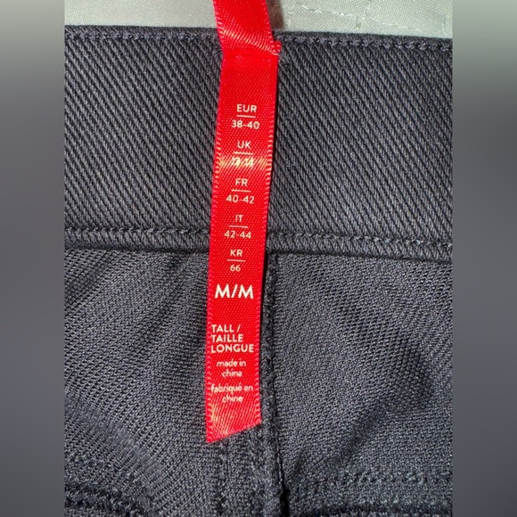 Spanx Women's Black Jeggings. Size M. GUC - Picture 7 of 9